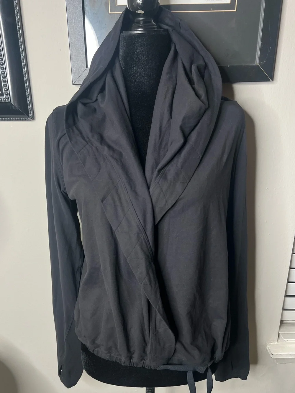 Lululemon Ready‎ to Rulu wrap black 6
